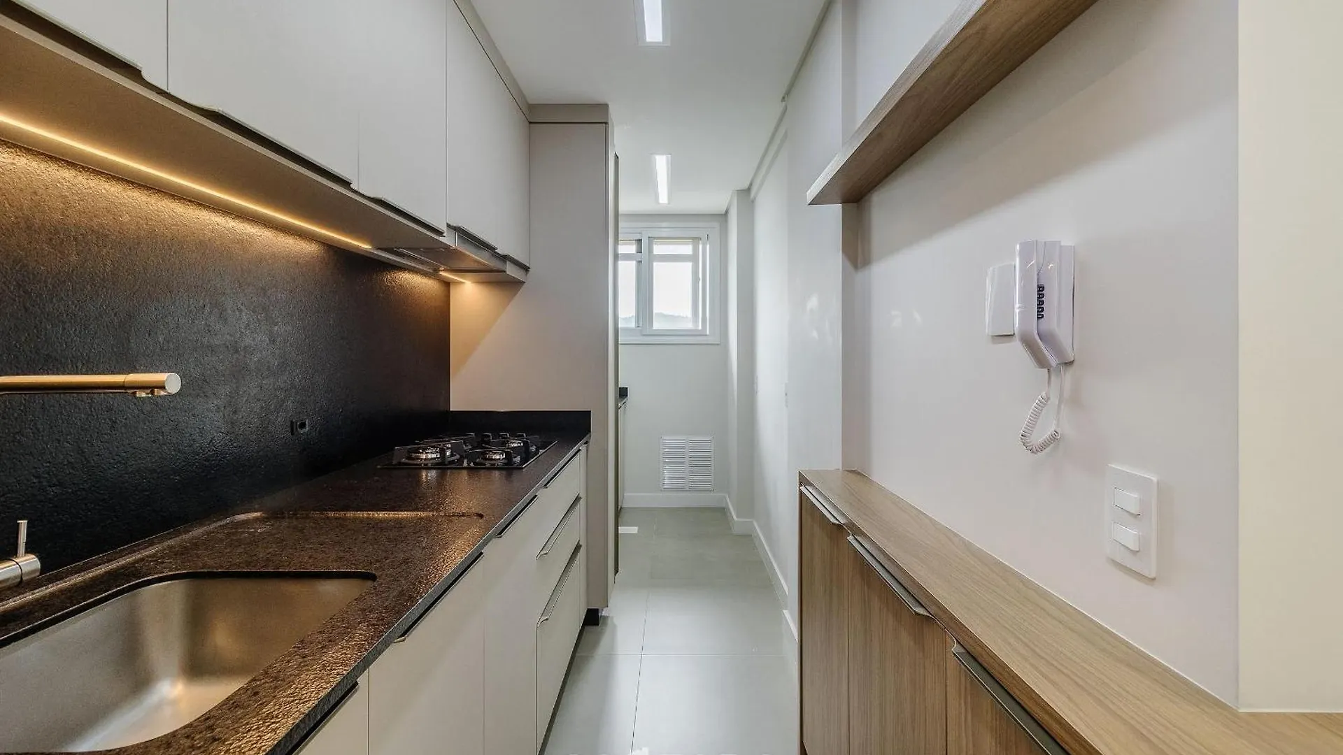 Apartamentos Cond. Vila Do Lago Em Jurere - Vlo Florianópolis