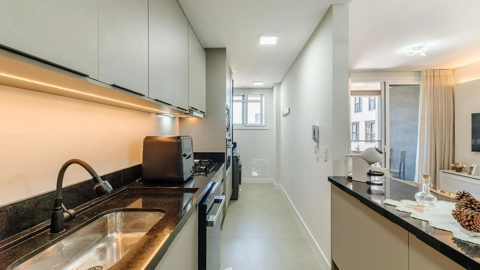 Apartamentos Cond. Vila Do Lago Em Jurere - Vlo Florianópolis 0*,  Brasilien