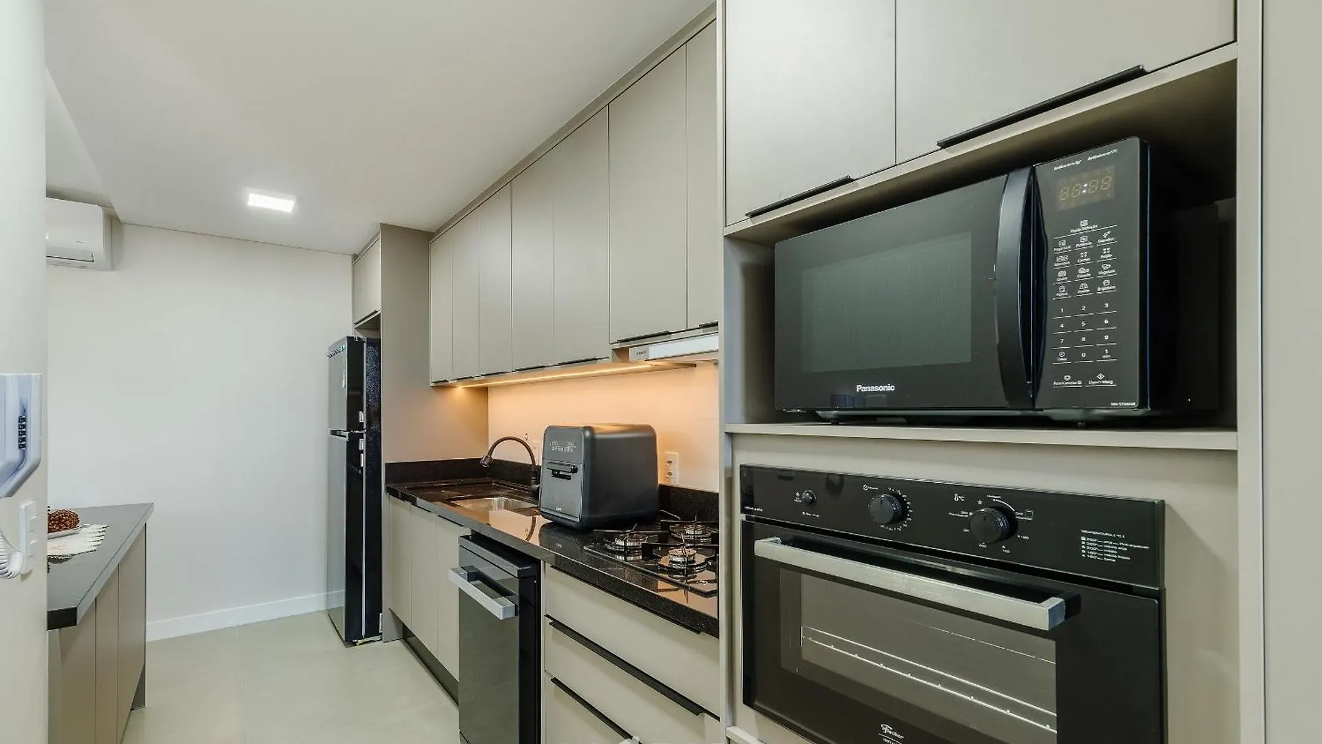 Apartamentos Cond. Vila Do Lago Em Jurere - Vlo Florianópolis